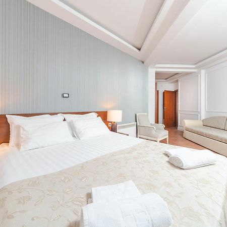 Mali Hotel Porat Budva Bilik gambar