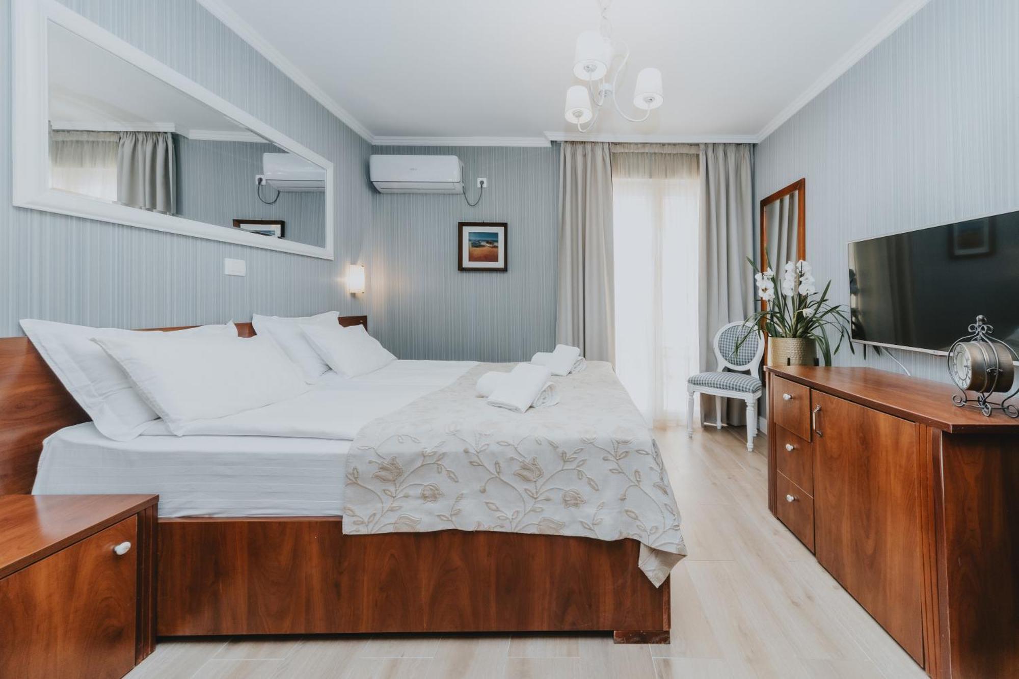 Mali Hotel Porat Budva Luaran gambar