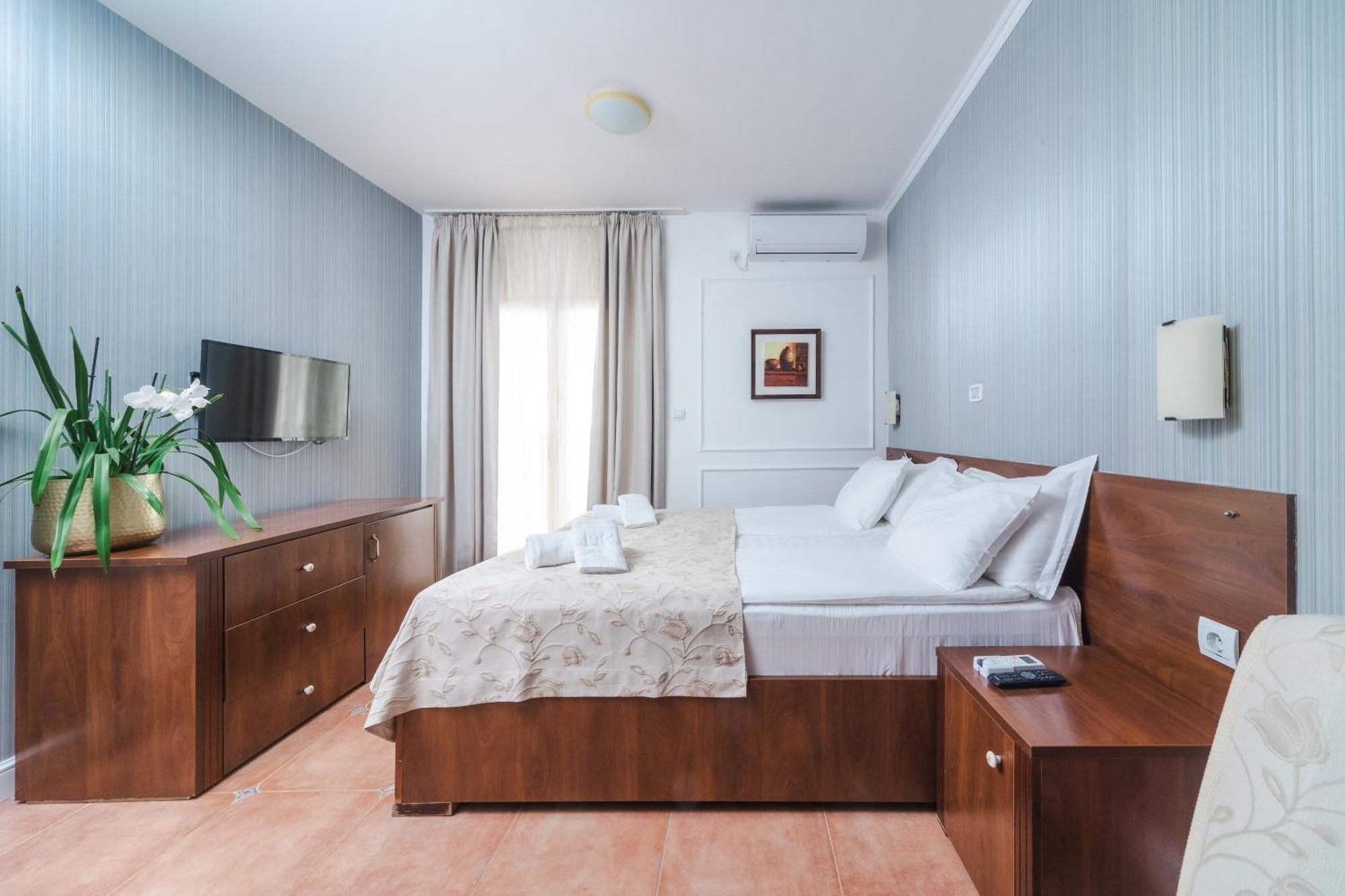 Mali Hotel Porat Budva Bilik gambar